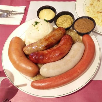 Schnitzel Haus - Würst teller mit allem Drum und Dran - $25 - German Near Me - Brooklyn, New York Schnitzel Haus - Würst teller mit allem Drum und Dran - $25 - German Near Me - Brooklyn, New York