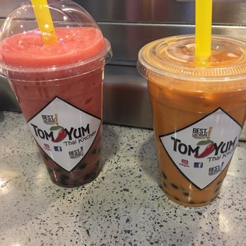 Tom Yum Thai Kitchen - Thai tea and strawberry smoothie with boba 4/5 - Thai Near Me - Henderson, Nevada