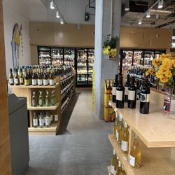 Uncorked Wine & Spirits