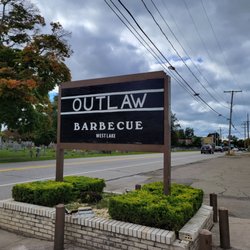 Outlaw Barbecue - Storefront