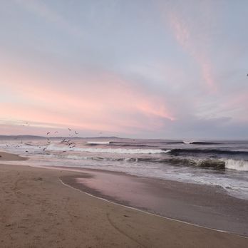 Monterey Bay - Beautiful Monterey - Beaches Near Me - Monterey, California