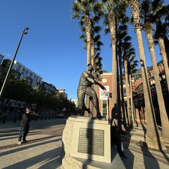 Willie Mays Plaza - Public Art Near Me - San Francisco, California Willie Mays Plaza - Public Art Near Me - San Francisco, California