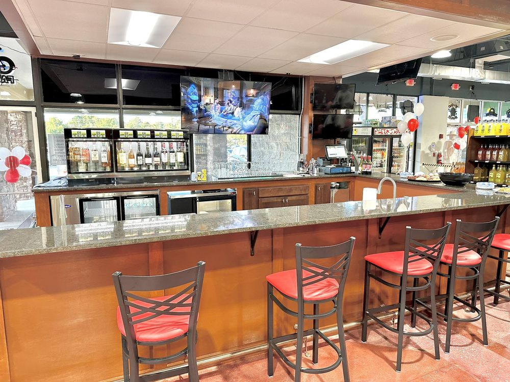 PLAZA LIQUORS Updated October 2024 4125 Mountain Rd, Pasadena