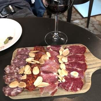 Celso y Manolo - Ham plate - Tapas Bars Near Me - Madrid, M