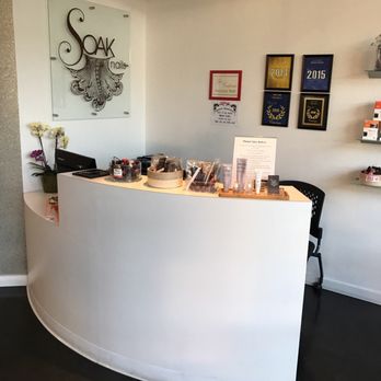 Soak Nails - Front desk - Nail Salons Near Me - Encino, California