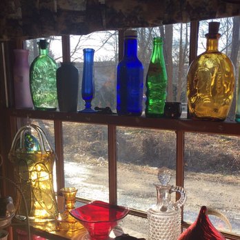Brayhill Country Store - Antiques Near Me - Holliston, Massachusetts