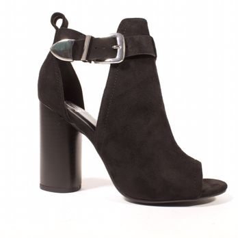Cindy's Shoes - Chunky heels - Shoe Stores Near Me - Los Angeles, California Cindy's Shoes - Chunky heels - Shoe Stores Near Me - Los Angeles, California