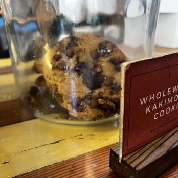 Beyond Pastry Studio - Bakeries Near Me - Honolulu, Hawaii
