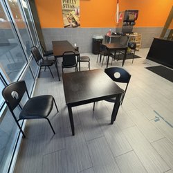 Wing Spot - Indoor seating