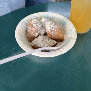 Meals From The Heart Cafe - vegan beignets - Breakfast & Brunch Near Me - New Orleans, Louisiana Meals From The Heart Cafe - vegan beignets - Breakfast & Brunch Near Me - New Orleans, Louisiana