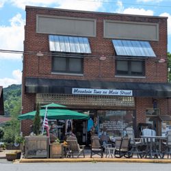 Mountain Time On Main Street