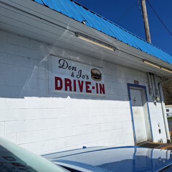 Don & Jo's Drive-In - Signage - Burgers Near Me - Ridgefield, Washington Don & Jo's Drive-In - Signage - Burgers Near Me - Ridgefield, Washington