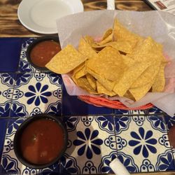 Mexicali Mexican Grill - Webster - Salsa and chip