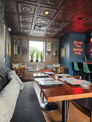 The Walrus Room by null