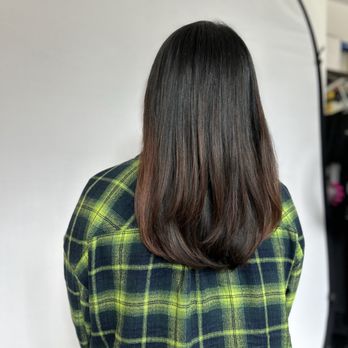 Salon Refine - Post-hair/scalp treatment by Jazzmyn - Hair Salons Near Me - Seattle, Washington Salon Refine - Post-hair/scalp treatment by Jazzmyn - Hair Salons Near Me - Seattle, Washington