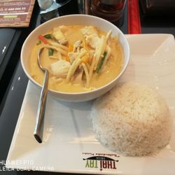 Thai Tay - Grünes Curry mit Reis
