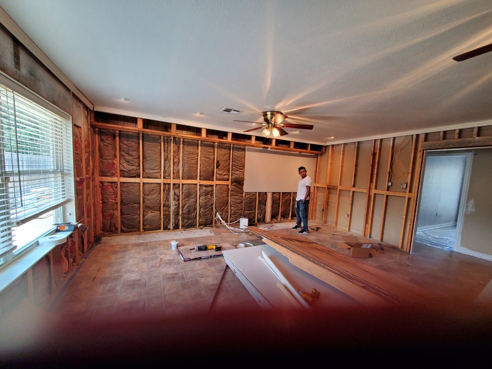 Slide of Flores Gamez Construction