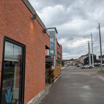 Los Cabos Cantina & Grill - The side of the restaurant as we walk to the main entrance - Mexican Near Me - Whitby, Ontario Los Cabos Cantina & Grill - The side of the restaurant as we walk to the main entrance - Mexican Near Me - Whitby, Ontario