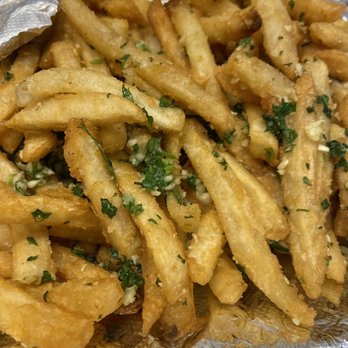Pho Che - 4b. French Fries Provenzal. - Our favorite dish filled with lots of garlic and parsley. - Vietnamese Near Me - Flushing, New York