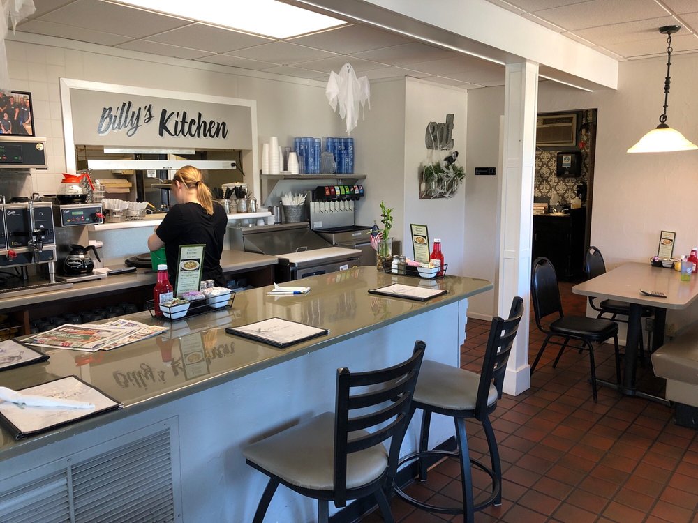 KORNER KITCHEN Updated September 2024 1305 Milwaukee Dr, New