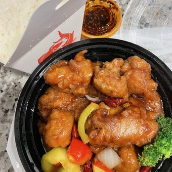Wula Buhuan - General Tso's Chicken - Szechuan Near Me - Houston, Texas