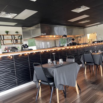 Miggs - Kitchen and seating area - Diners Near Me - Dunedin, Florida Miggs - Kitchen and seating area - Diners Near Me - Dunedin, Florida