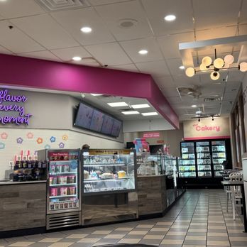 Baskin-Robbins - Inside facing counter - Ice Cream & Frozen Yogurt Near Me - Temecula, California