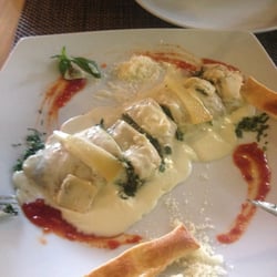 La Piccola - Creppe cuatro quesos con espinacas