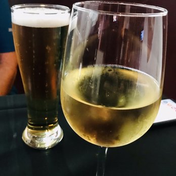Manderes - Chardonnay & beer - Bars Near Me - Folsom, California