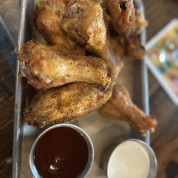 Local Pint - Wings! - Beer Bar Near Me - Flower Mound, Texas