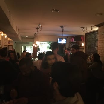 Duke's Grocery - Pubs Near Me - Washington, DC, District of Columbia