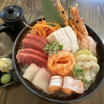 312 Fish Market - Bluefin tuna, Chu toro, Hamachi, Salmon Belly, Hotate, Botan Ebi, hamachi belly, Sake - Sushi Bars Near Me - Chicago, Illinois 312 Fish Market - Bluefin tuna, Chu toro, Hamachi, Salmon Belly, Hotate, Botan Ebi, hamachi belly, Sake - Sushi Bars Near Me - Chicago, Illinois