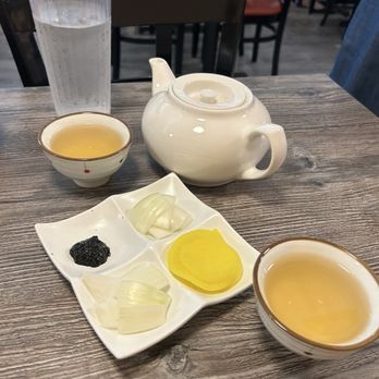 Hong Yeon - Chinese Near Me - Honolulu, Hawaii