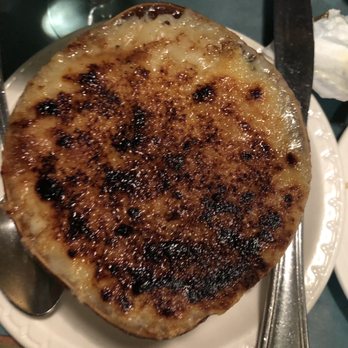 Maggie Mays - French onion soup (I told them well done cheese). Yum! - American Near Me - Bayside, New York