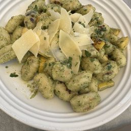 Pesto gnocchi