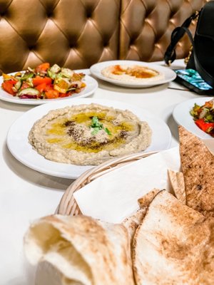 Makani | Upscale Mediterranean Cuisine Bar & Hookah Lounge by null