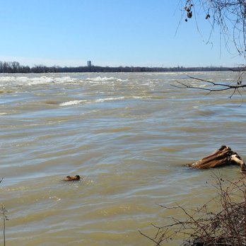 Parc des Rapides - View from the rapid side of the sanctuary island - Parks Near Me - Montreal, Quebec