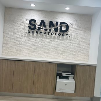 Sand Dermatology - Me encanto mi visita con el doctor Sandhu - Dermatologists Near Me - Orange, California Sand Dermatology - Me encanto mi visita con el doctor Sandhu - Dermatologists Near Me - Orange, California