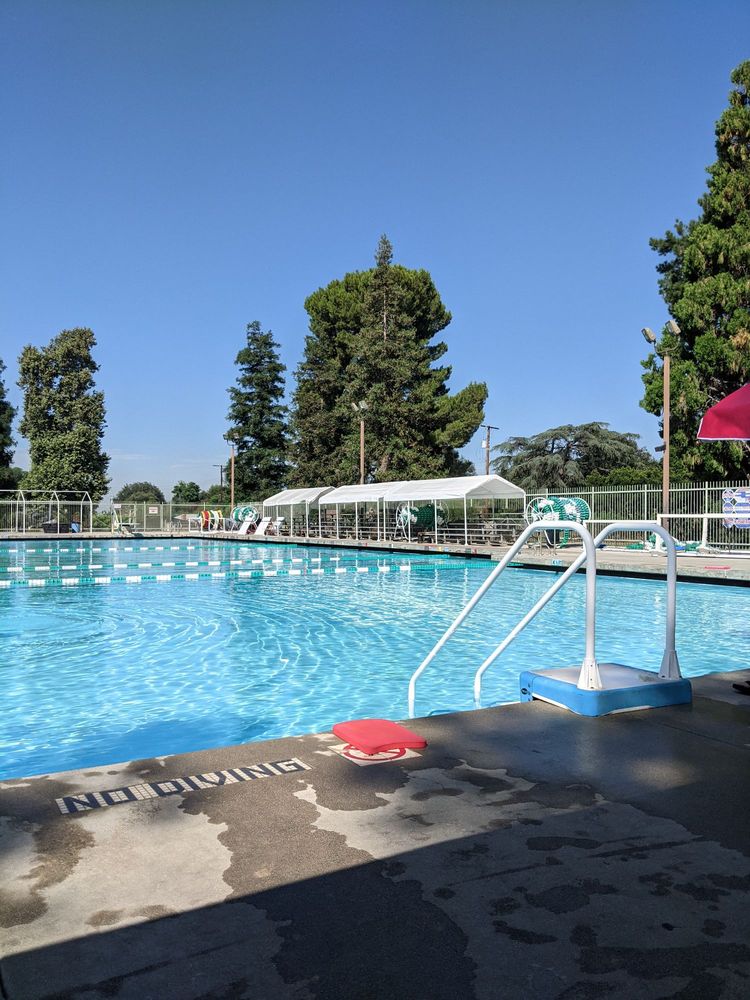 LA VERNE AQUATIC CENTER Updated October 2024 13 Reviews 3175