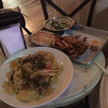 Hart's Restaurant - Pasta, Hummus, Fries - New American Near Me - Brooklyn, New York Hart's Restaurant - Pasta, Hummus, Fries - New American Near Me - Brooklyn, New York