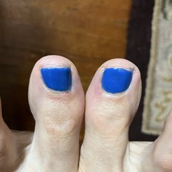 Geneva Nails & Spa - Uneven polish, area where they made me bleed.
