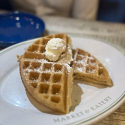 Frog & the Hen - Belgian Waffle