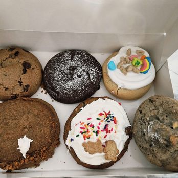 Chip City - Top row' Dairy free choc chip, Chocolate Lava, Lucky Charms  Bottom row: Biscotti butter , Teddi-Fetti,  Cookies N' Cream n cheesecake - Desserts Near Me - Miami, Florida