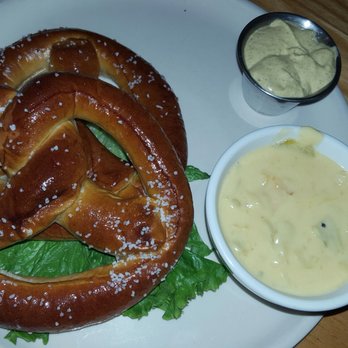 Four Peaks Brewing - Pretzels $6.50 - Pubs Near Me - Tempe, Arizona