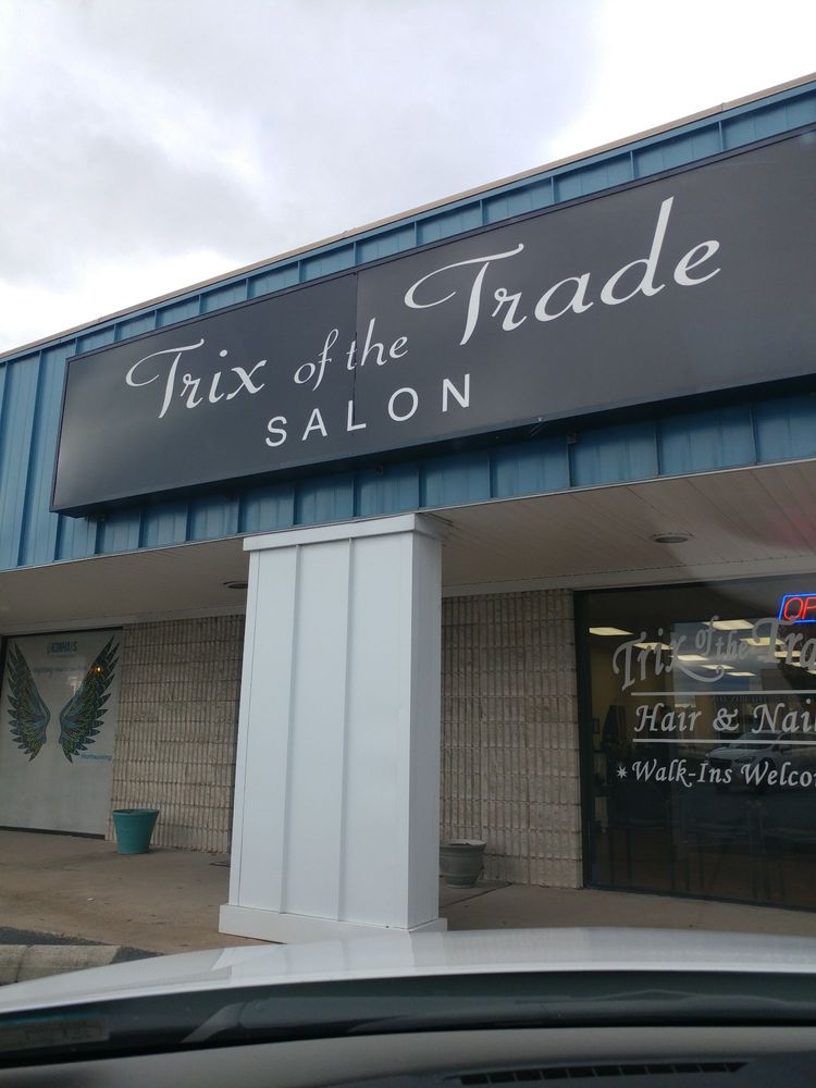 TRIX OF THE TRADE SALON 734 State St, Lemoyne, Pennsylvania Hair