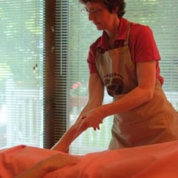 Wendy Decker LMT NBCR - Reflexology of the hands, and feet can be a stand alone session or combined with massage.
