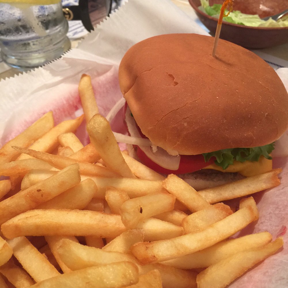 Bud's Restaurant - Diners Near Me - Defiance, Ohio