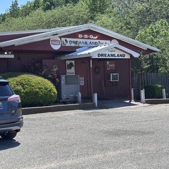 Dreamland BBQ - You know this is going to be a great Southern Bar-B-Que! - Barbeque Near Me - Tuscaloosa, Alabama