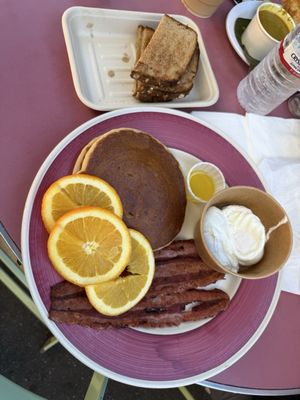 Phil's Deli & Grill by null