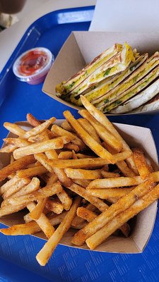 NANSENSE - Afghan Burgers & Bowls by null